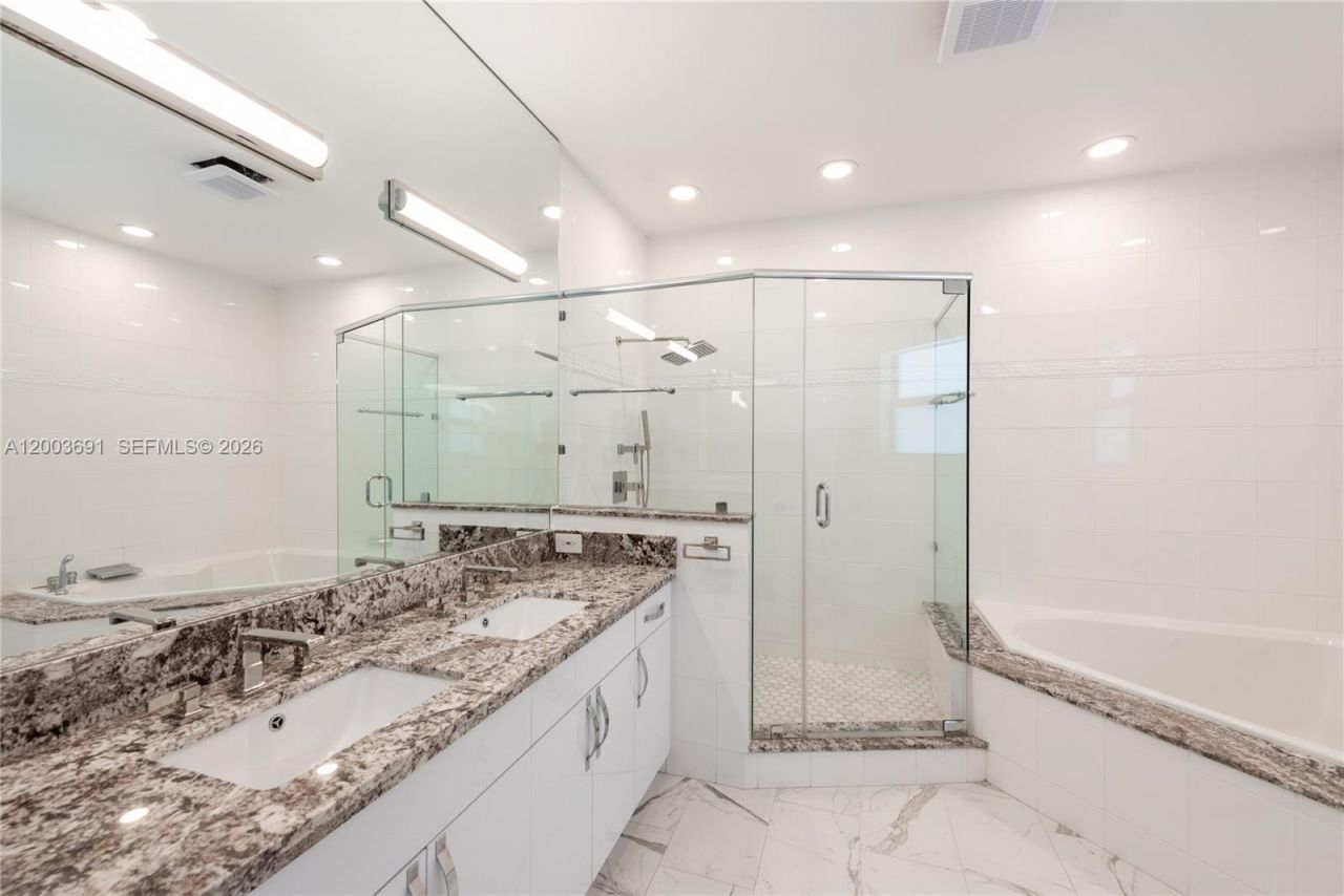 141 Cape Florida Dr, Key Biscayne, FL 33149 Photo