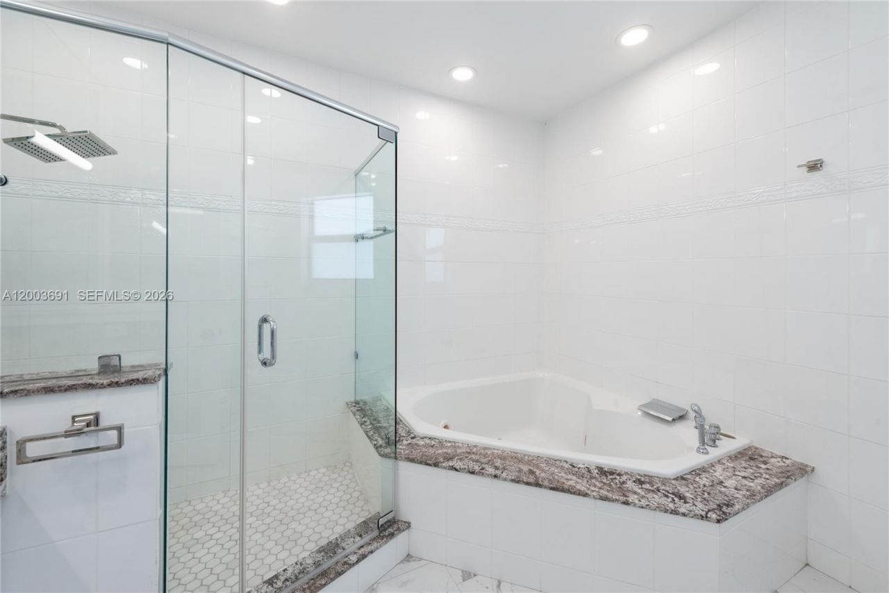 141 Cape Florida Dr, Key Biscayne, FL 33149 Photo