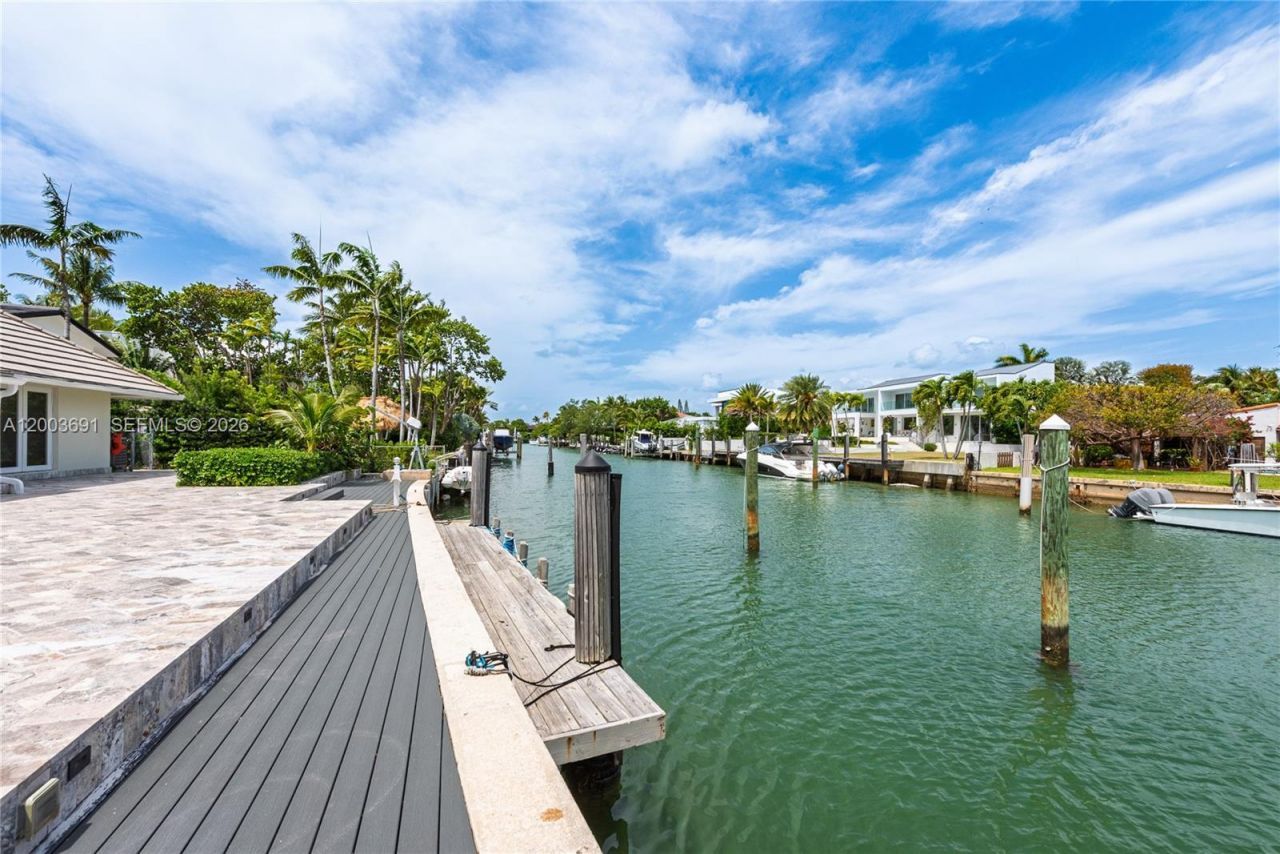 141 Cape Florida Dr, Key Biscayne, FL 33149 Photo