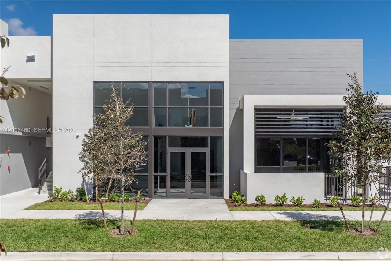 12835 SW 246 Terrace , Unit 100, Homestead, FL 33032 Photo