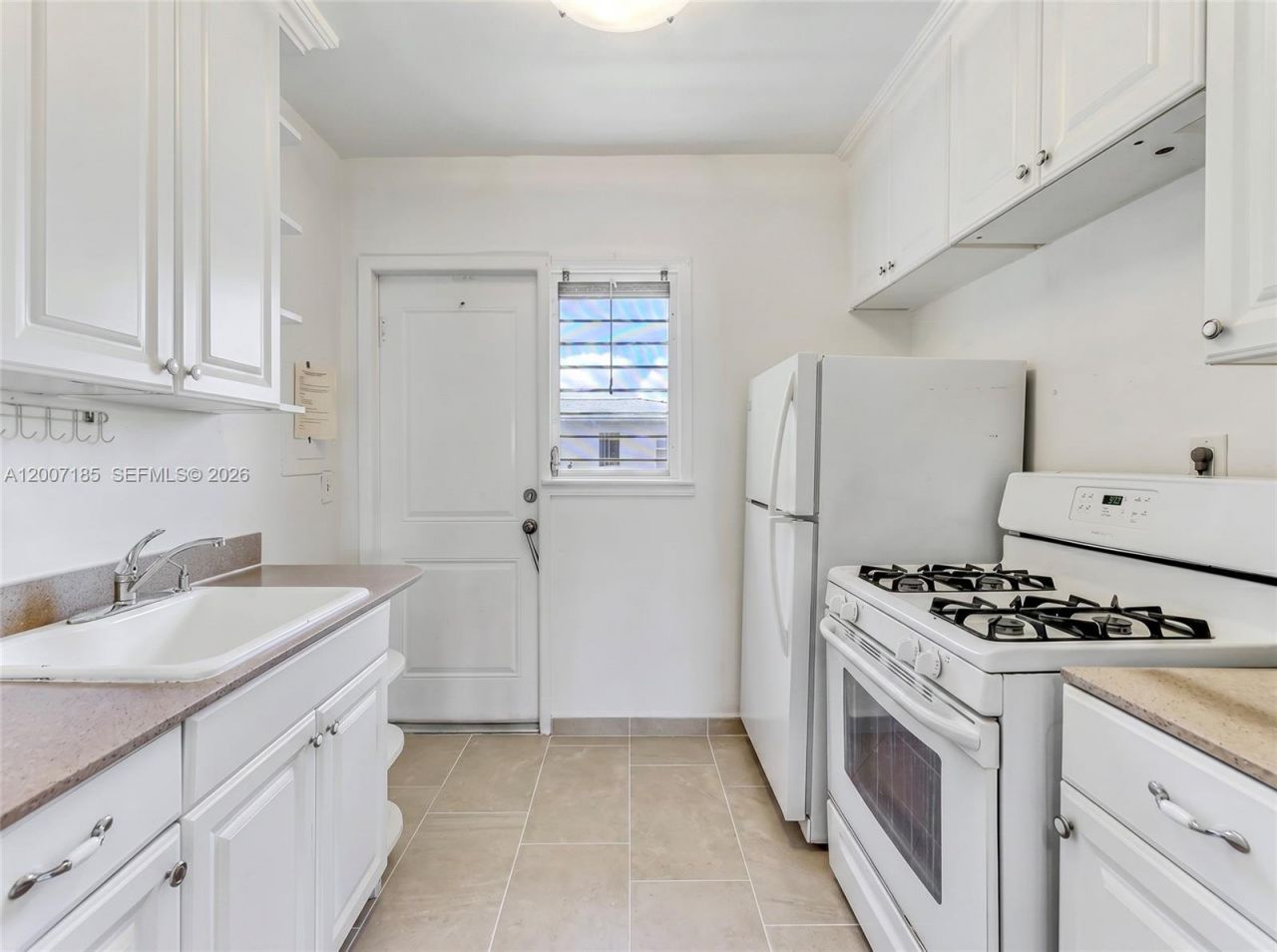 7407 Byron Ave, Unit 3, Miami Beach, FL 33141 Photo