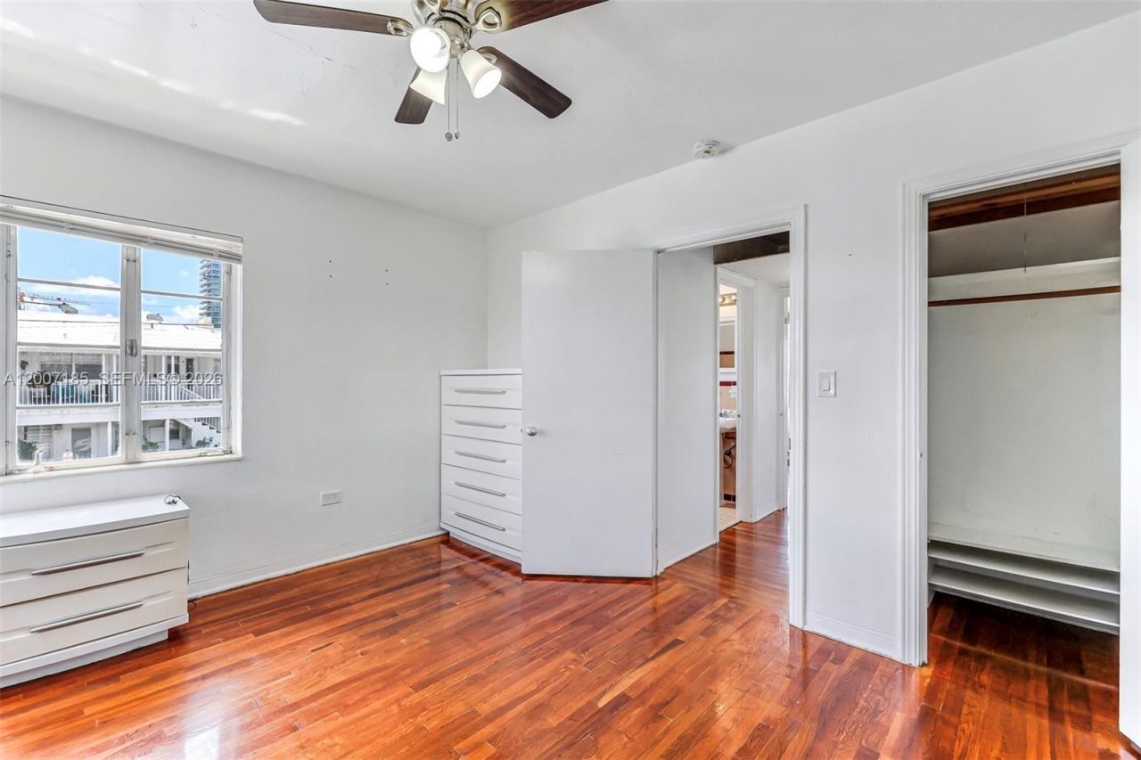 7407 Byron Ave, Unit 3, Miami Beach, FL 33141 Photo