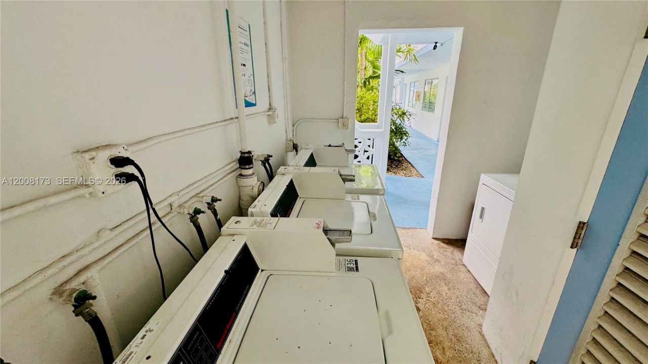 1120 102nd St , Unit 7, Bay Harbor Islands, FL 33154 Photo