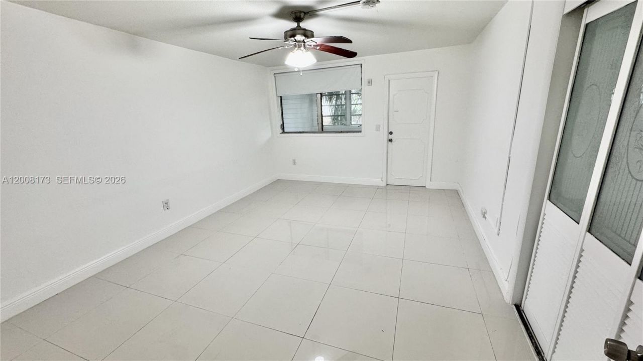 1120 102nd St , Unit 7, Bay Harbor Islands, FL 33154 Photo