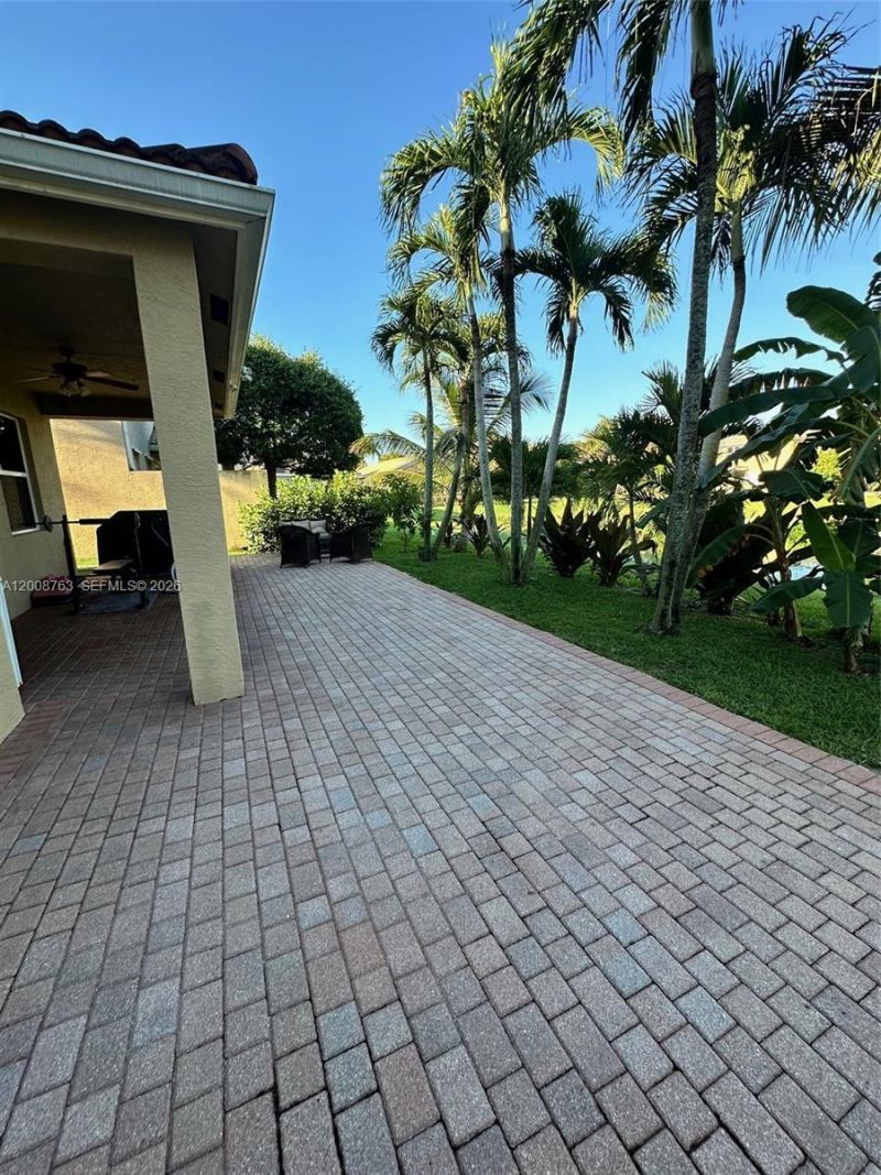 7587 Topiary Ave , Boynton Beach, FL 33437 Photo