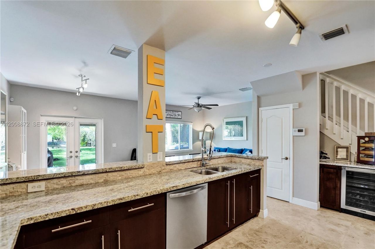 13206 NW 7th Pl , Plantation, FL 33325 Photo