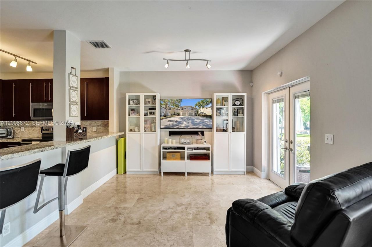 13206 NW 7th Pl , Plantation, FL 33325 Photo