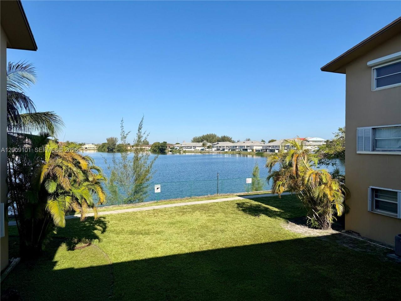 160 Royal Palm Rd, Unit 214, Hialeah Gardens, FL 33016 Photo