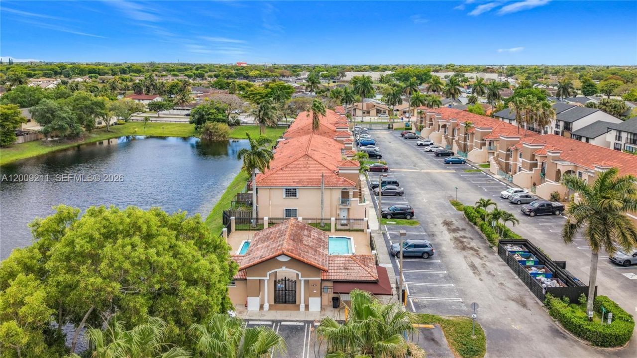 6466 SW 130th Pl , Unit 902, Miami, FL 33183 Photo