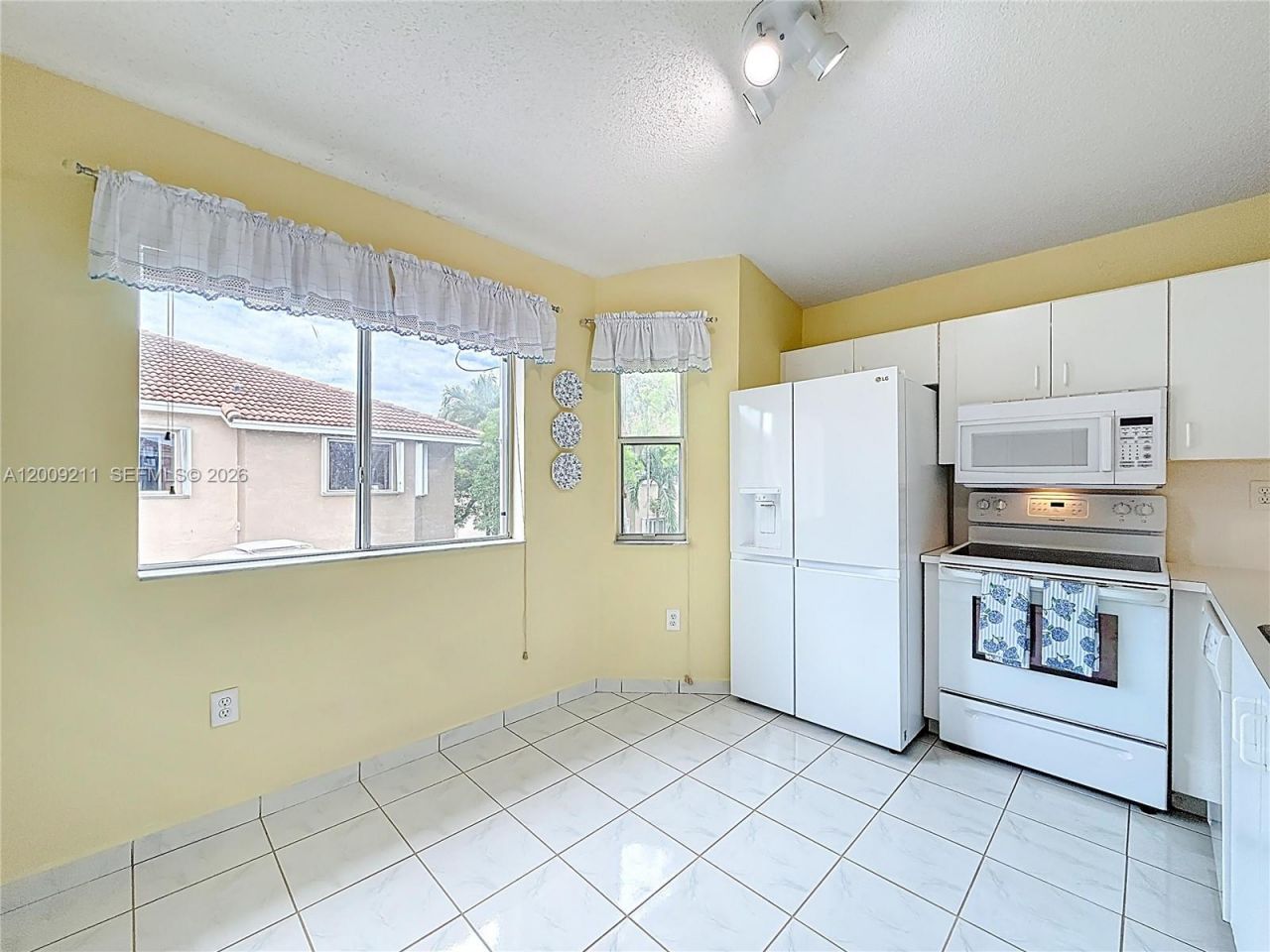 6466 SW 130th Pl , Unit 902, Miami, FL 33183 Photo