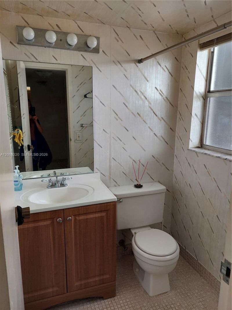8310 Sands Point Blvd , Unit L305, Tamarac, FL 33321 Photo