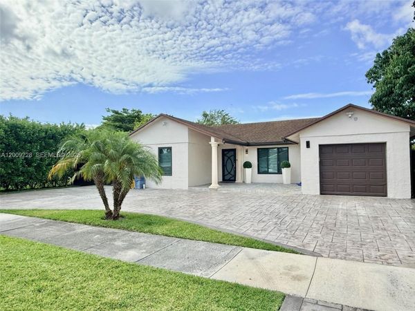 11216 SW 166th Ter , Miami, FL 33157