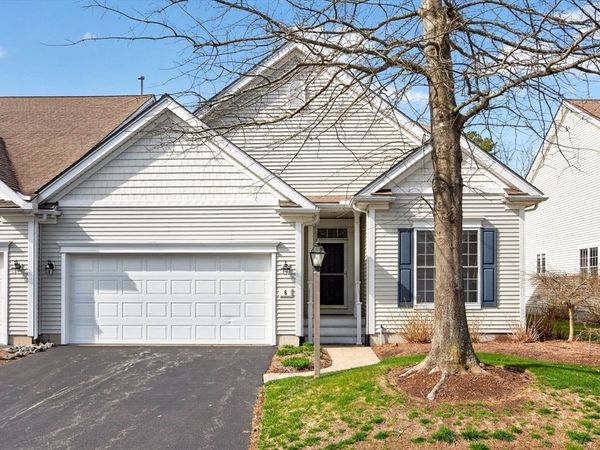 6 Champlain Cir, Plymouth, MA 02360