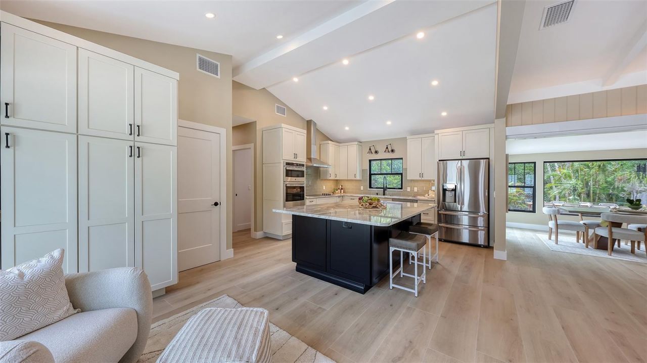 7345 Pine Needle Road, Sarasota, FL 34242 Photo