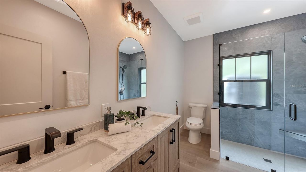 7345 Pine Needle Road, Sarasota, FL 34242 Photo