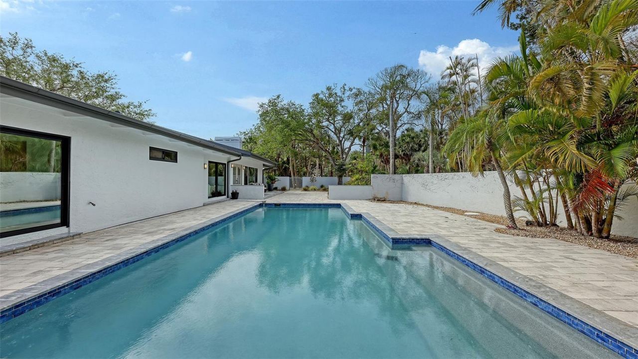 7345 Pine Needle Road, Sarasota, FL 34242 Photo