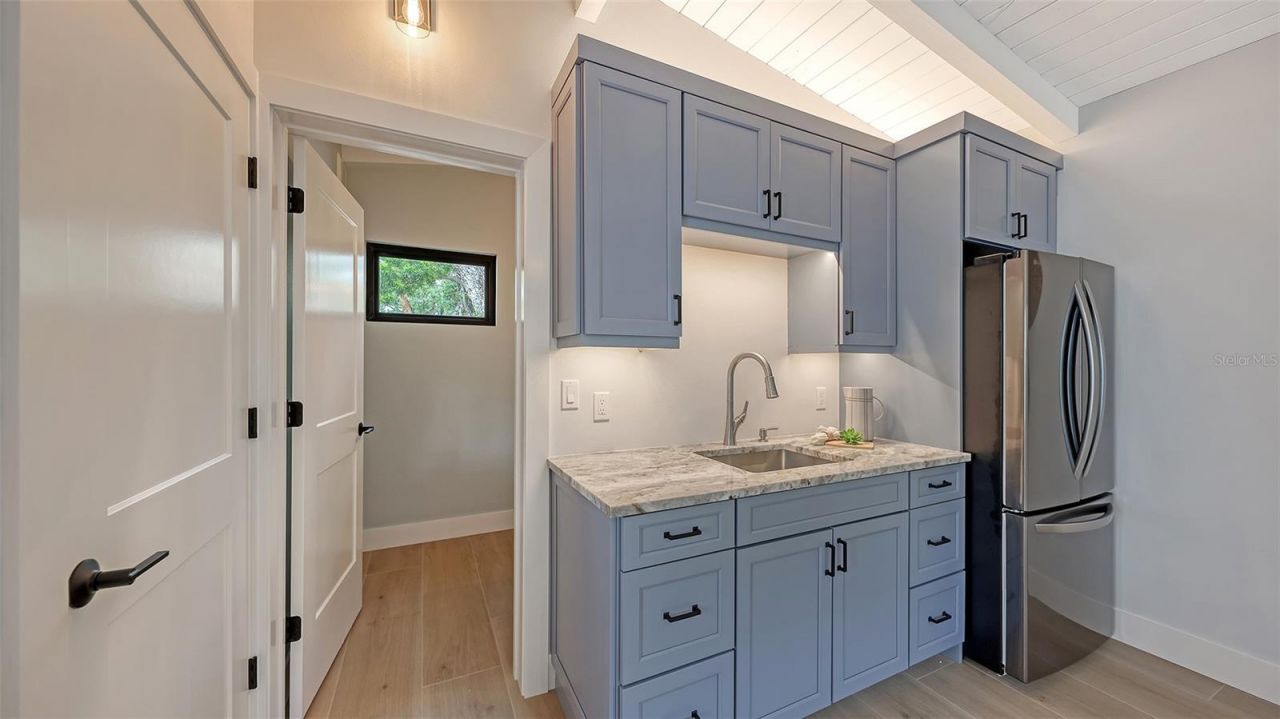 7345 Pine Needle Road, Sarasota, FL 34242 Photo