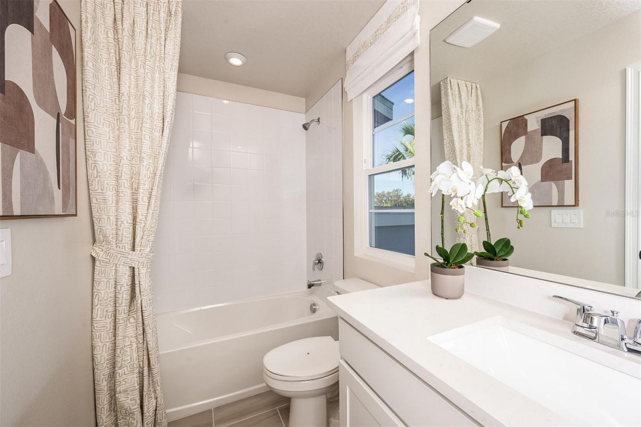 1758 Soaring Vida Street, Palmetto, FL 34221 Photo