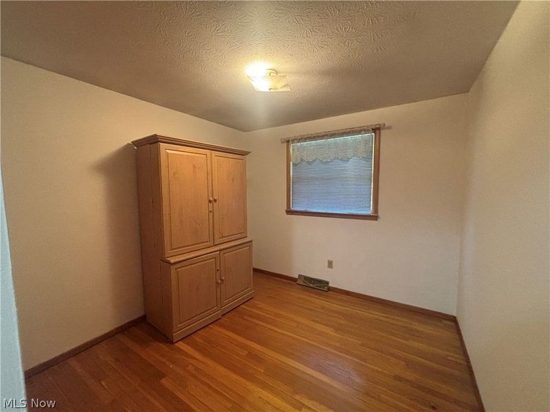 2501 W 40th Street, Lorain, OH 44053 Photo 12