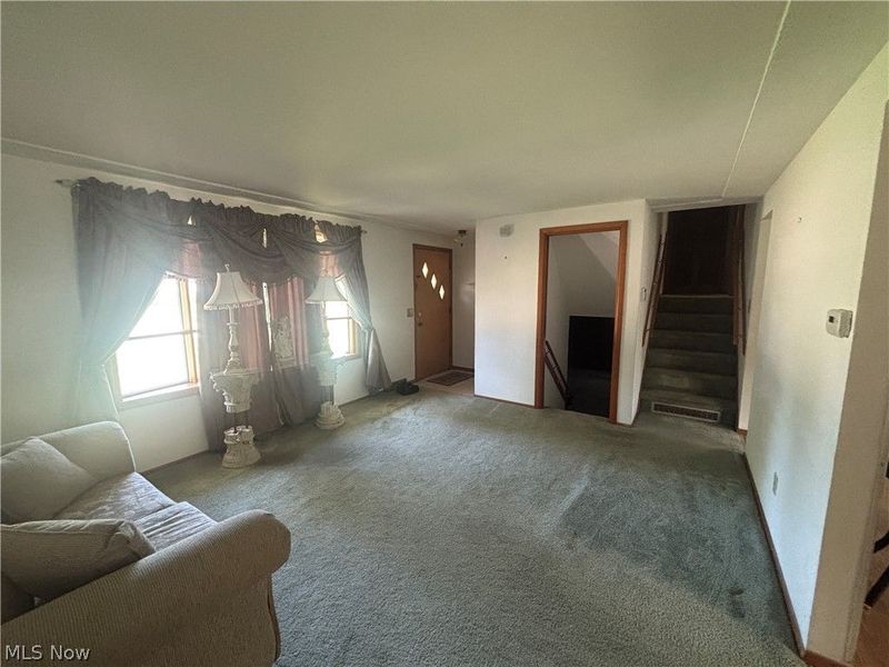 2501 W 40th Street, Lorain, OH 44053 Photo 8