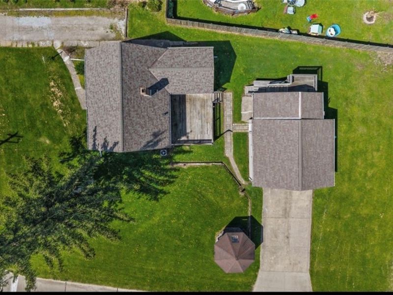 602 Cedarbrook Drive, Painesville, OH 44077 Photo 2
