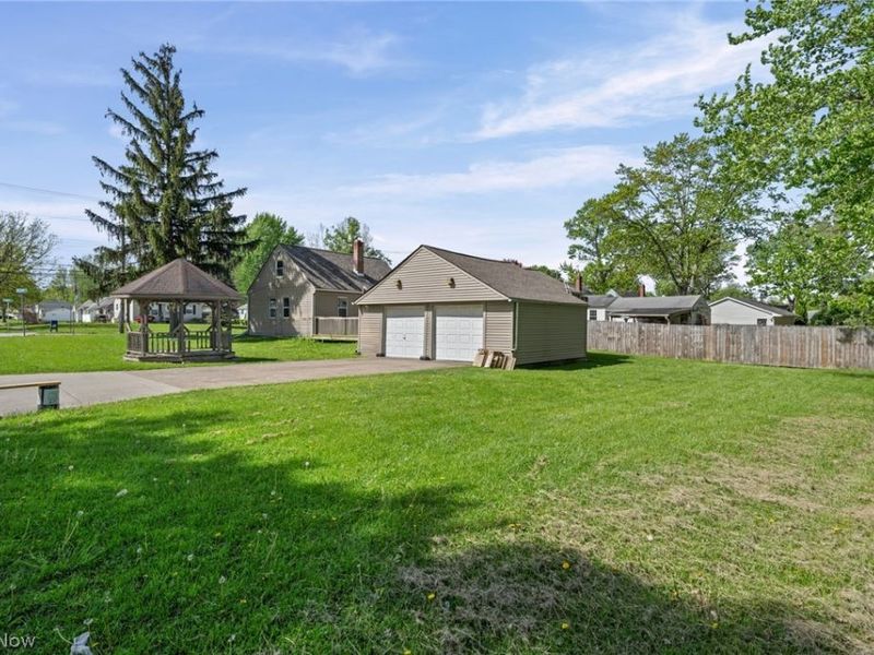 602 Cedarbrook Drive, Painesville, OH 44077 Photo 3