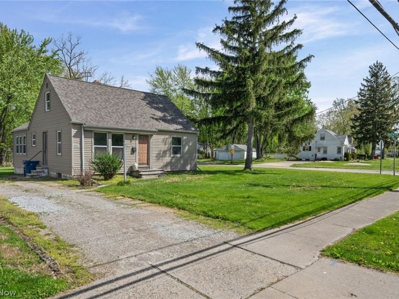 602 Cedarbrook Drive, Painesville, OH 44077 Photo 5