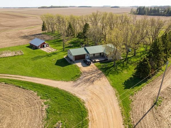 1110 110th Avenue, Hadley, MN 56151