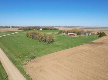 1110 110th Avenue, Hadley, MN 56151