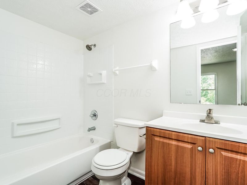 15 Glengary Drive, Delaware, OH 43015 Photo 12