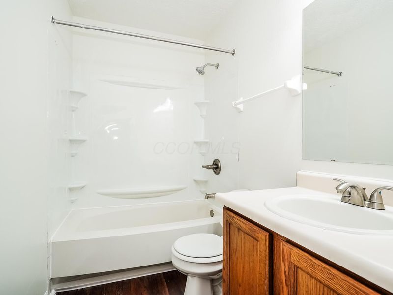 15 Glengary Drive, Delaware, OH 43015 Photo 13