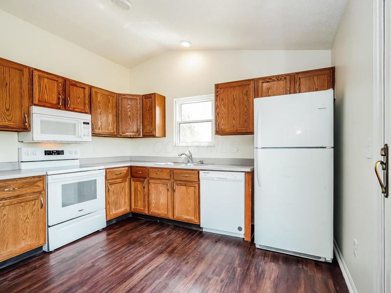 15 Glengary Drive, Delaware, OH 43015 Photo 8