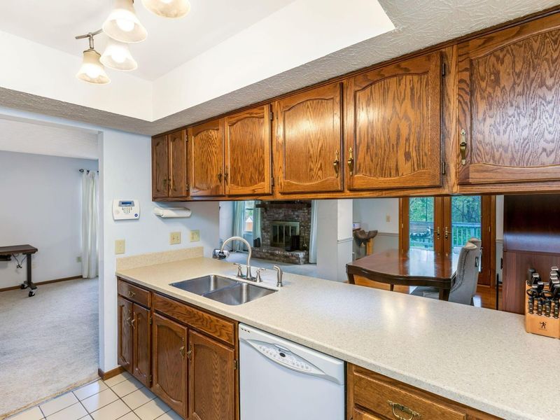 5392 Woodville Court, Columbus, OH 43230 Photo 15