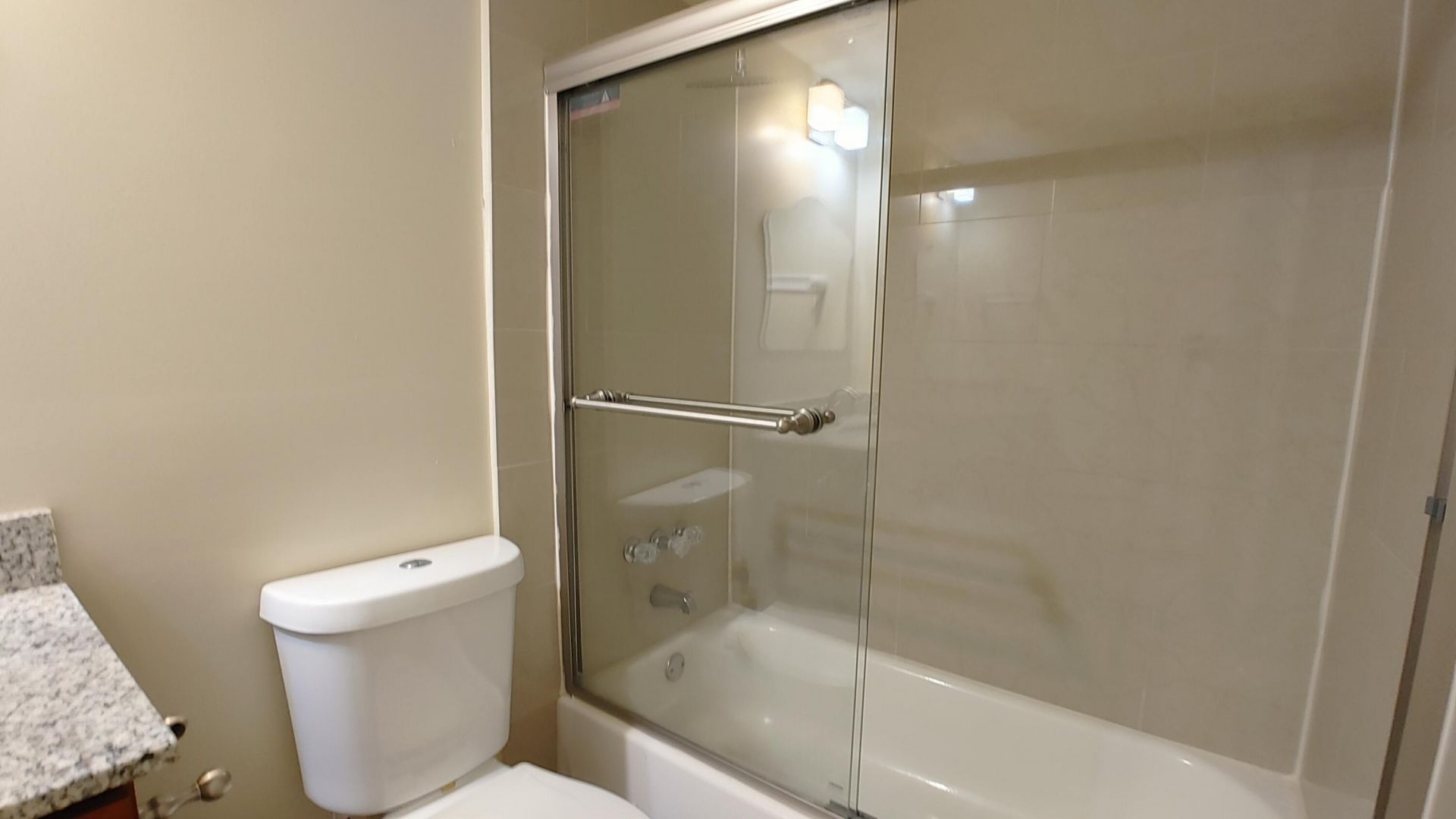3700 NW 21st Street, Unit 305, Lauderdale Lakes, FL 33311 Photo