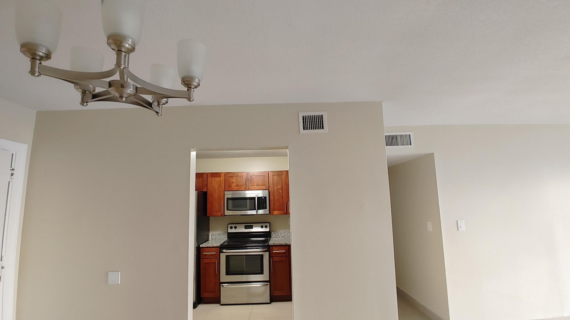 3700 NW 21st Street, Unit 305, Lauderdale Lakes, FL 33311 Photo
