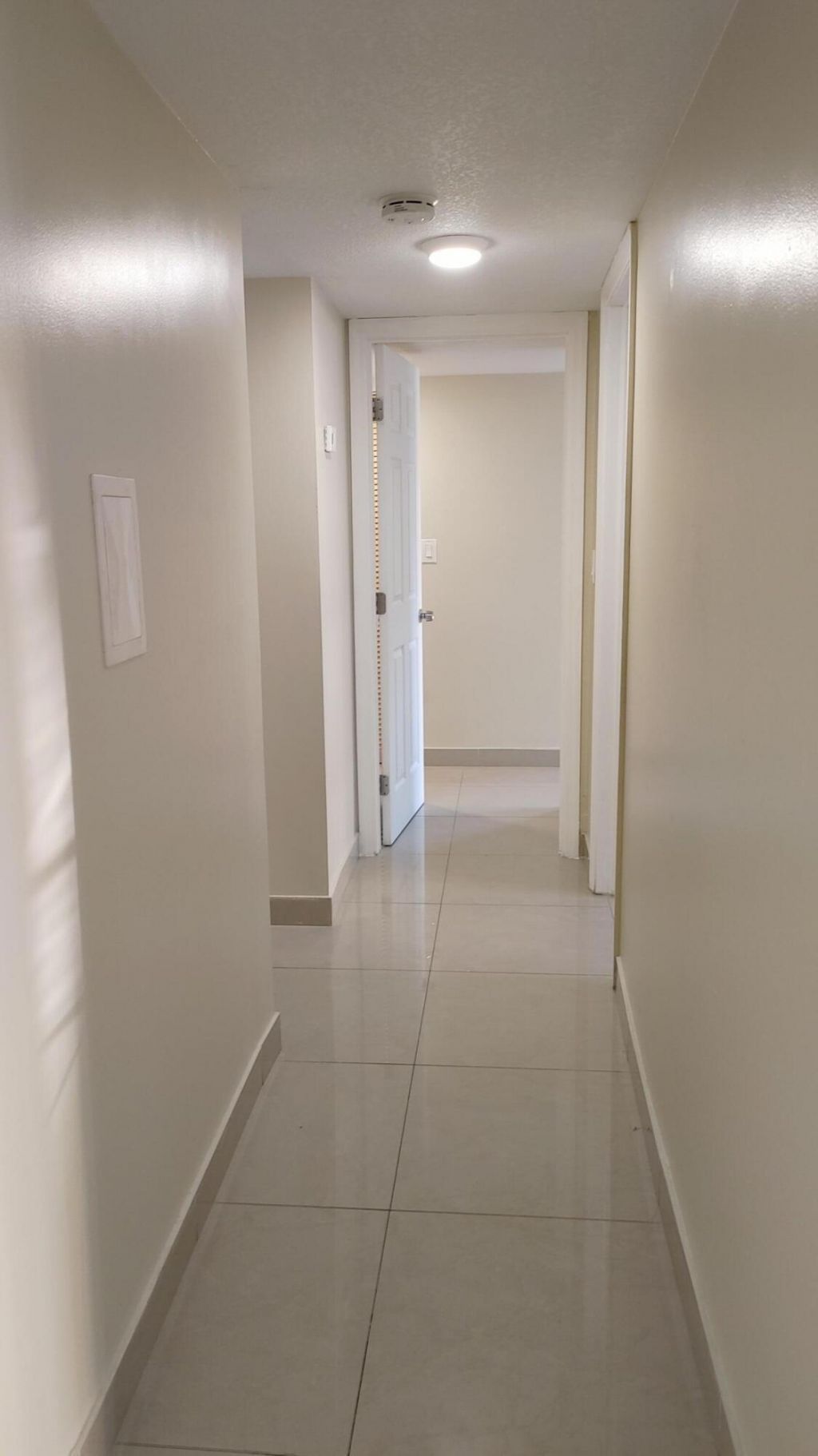 3700 NW 21st Street, Unit 305, Lauderdale Lakes, FL 33311 Photo