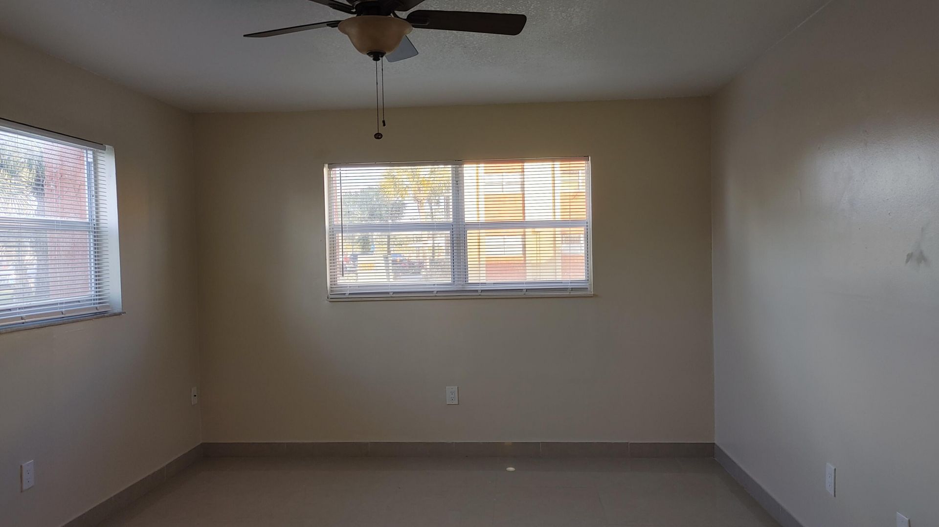 3700 NW 21st Street, Unit 305, Lauderdale Lakes, FL 33311 Photo