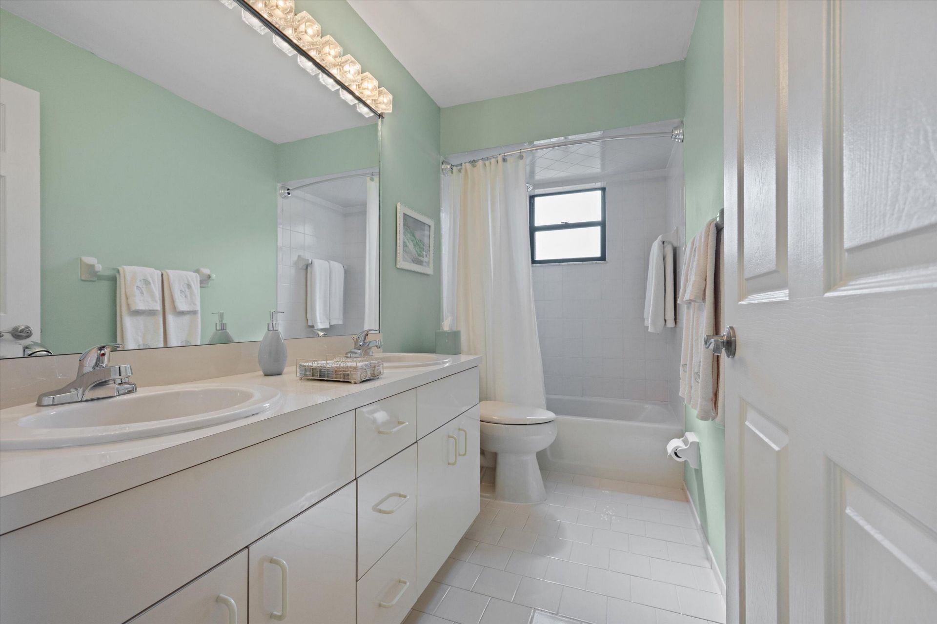 657 Juniper Place, Wellington, FL 33414 Photo