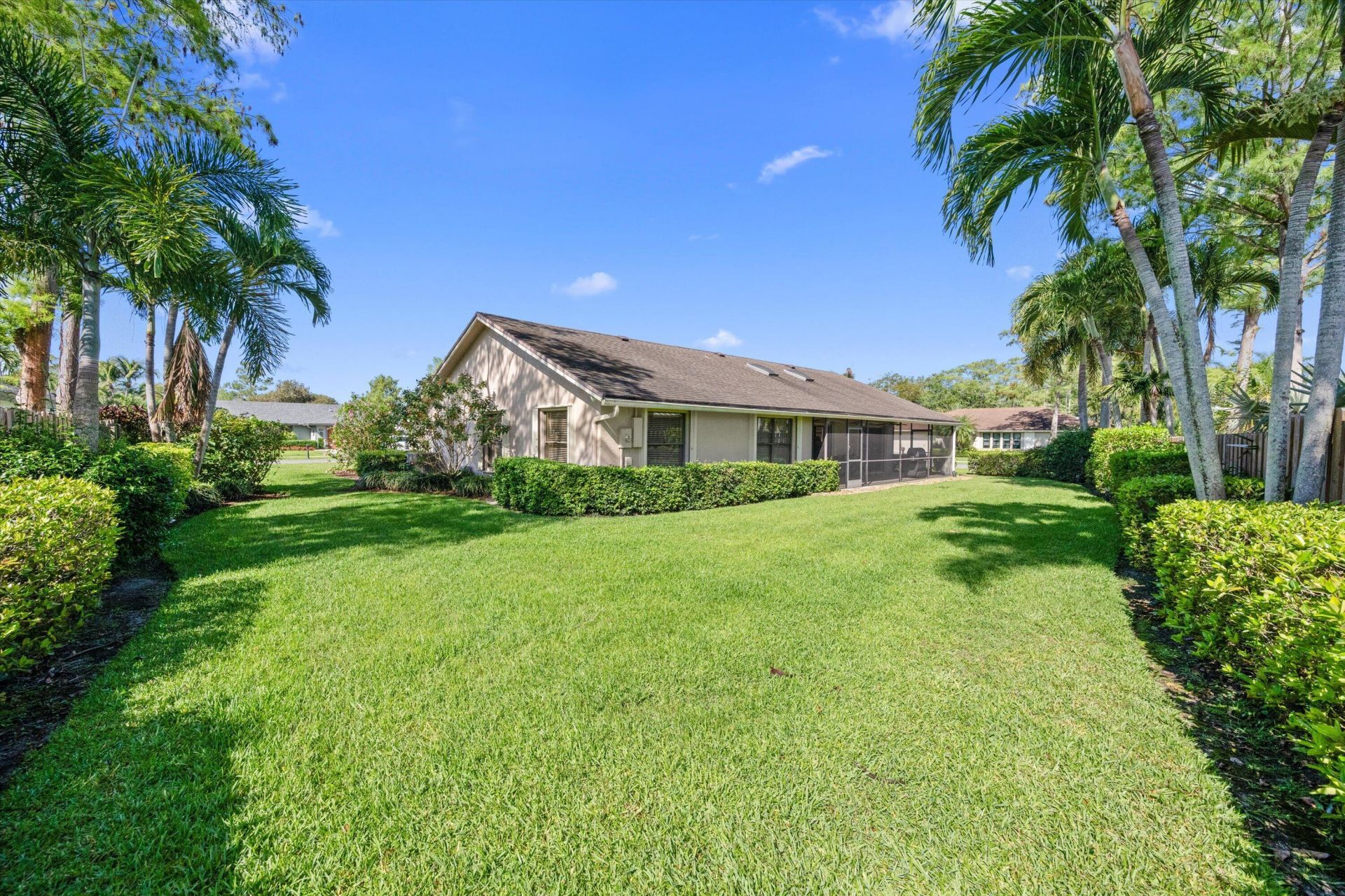 657 Juniper Place, Wellington, FL 33414 Photo