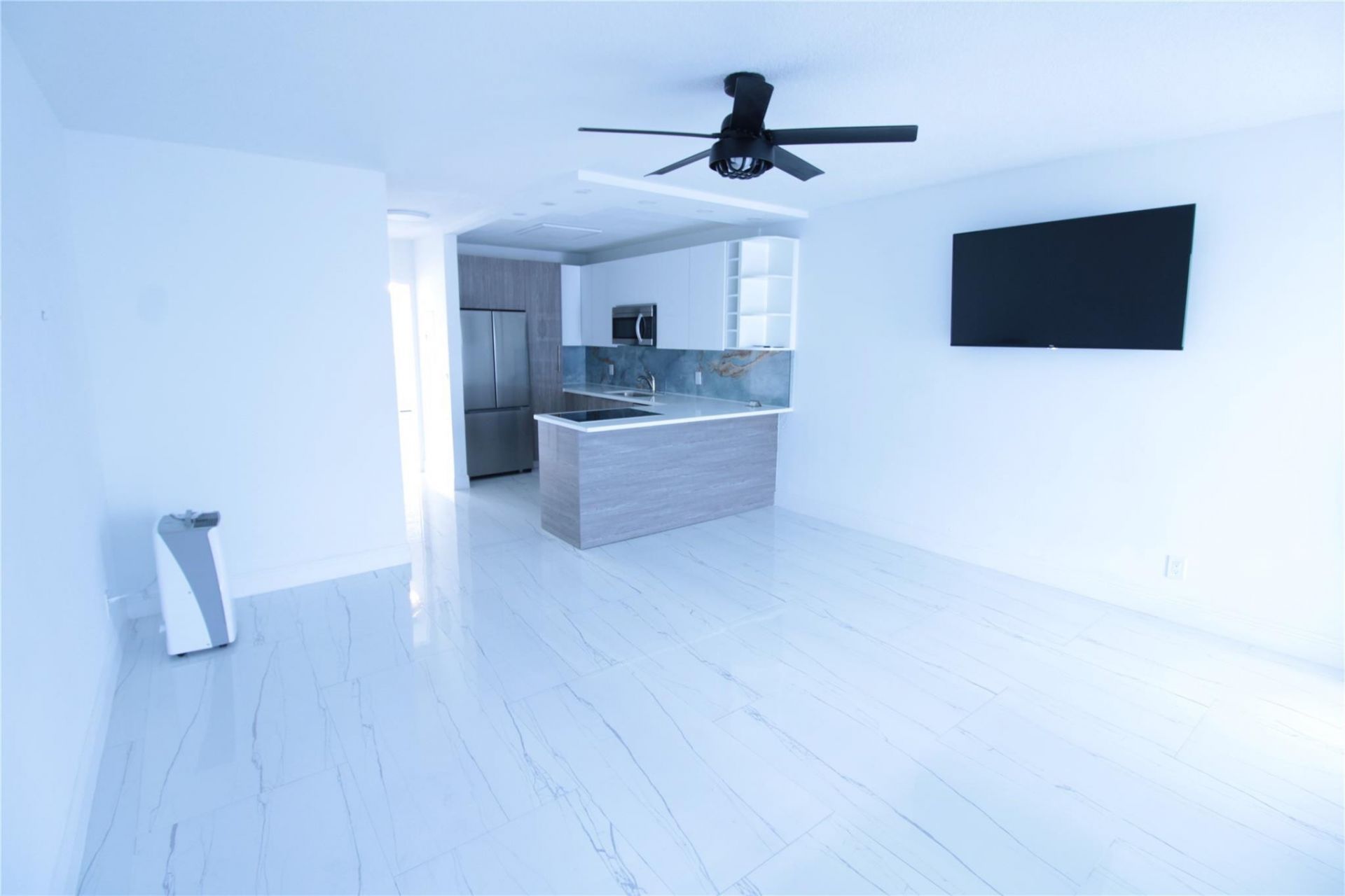 600 Layne Boulevard, Unit 119, Hallandale Beach, FL 33009 Photo