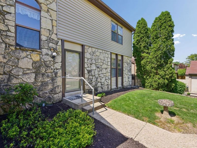 5271 Pros Drive, West Chester, OH 45069 Photo 4