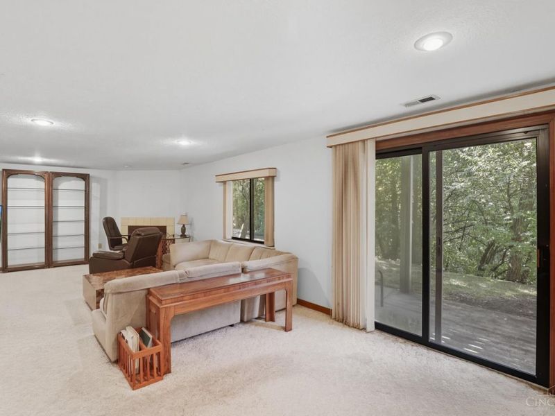 5271 Pros Drive, West Chester, OH 45069 Photo 6