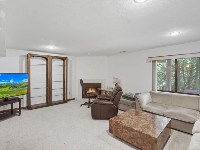 5271 Pros Drive, West Chester, OH 45069 Photo 8