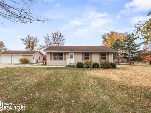 22789 195th St, Bloomfield, IA 52537