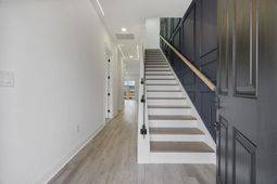 514 Harbour View Dr. photo 4