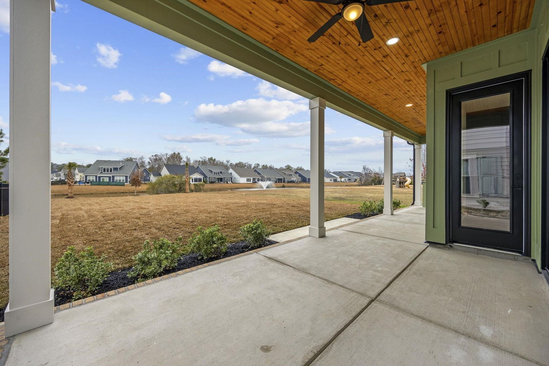 514 Harbour View Dr. Photo 40