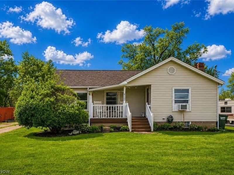 8242-8244 Navarre Road SW, Massillon, OH 44646 Photo 1