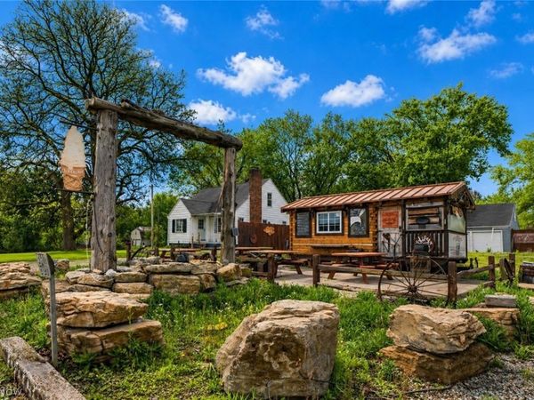 8216 Navarre Road SW, Massillon, OH 44662