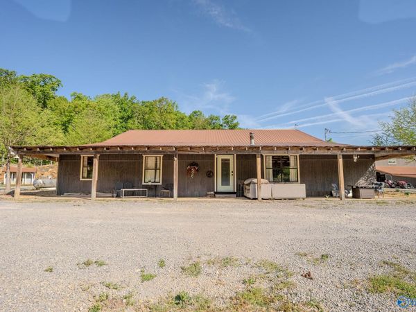 2979 South Danville Road, Danville, AL 35619