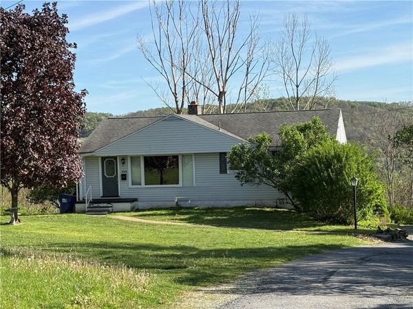 469 Girard St , Johnstown, PA 15905